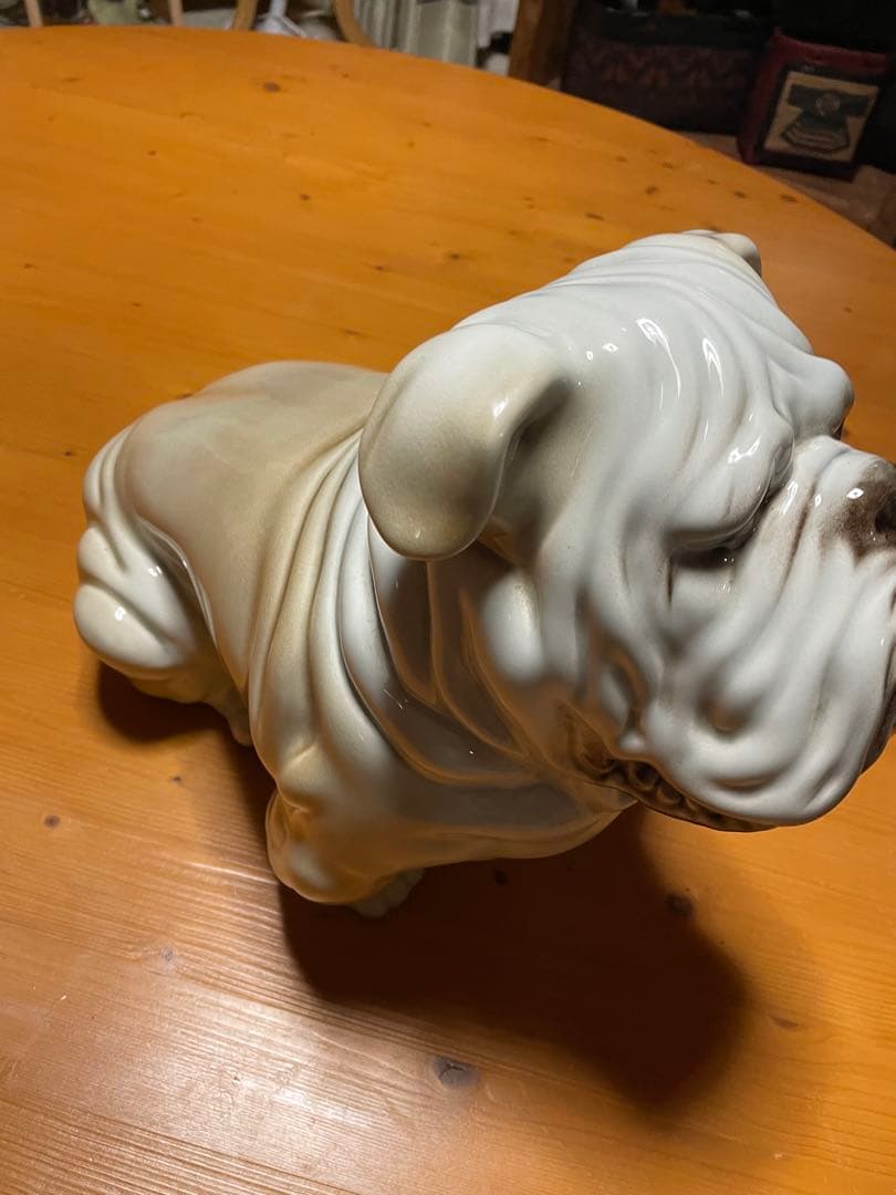イタリア製　作家　犬　フレブル　ブルドッグ　犬の置物　陶器