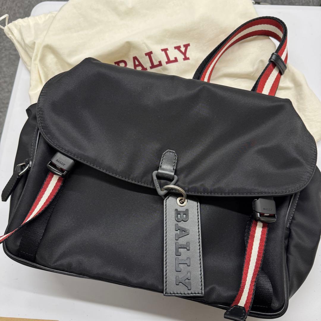 BALLY Catch T ブラック メッセンジャーバッグ
