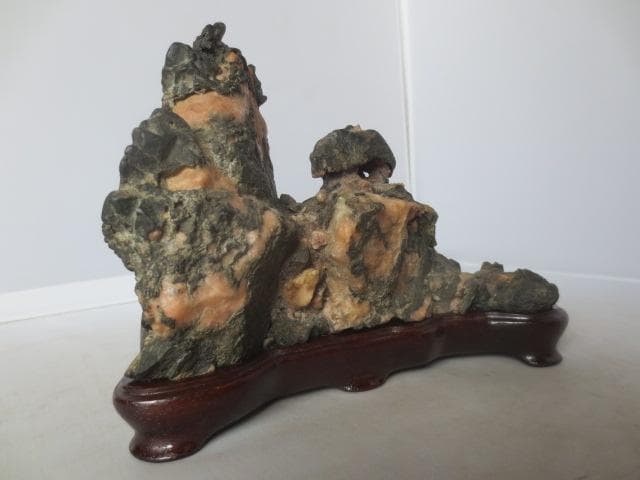 R7/09/5-12　八瀬　桃源石　巌上茅舎　龍石台座　幅18㎝