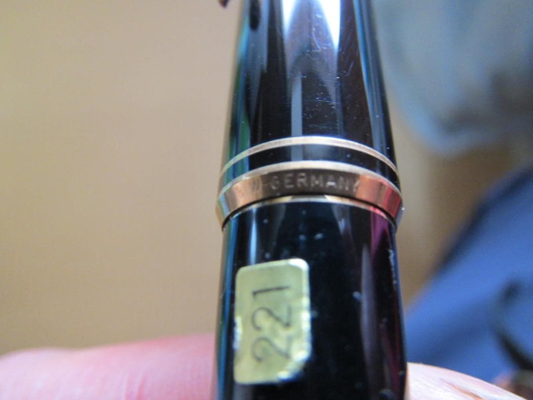 Montblanc 万年筆 221 黒　585　14K