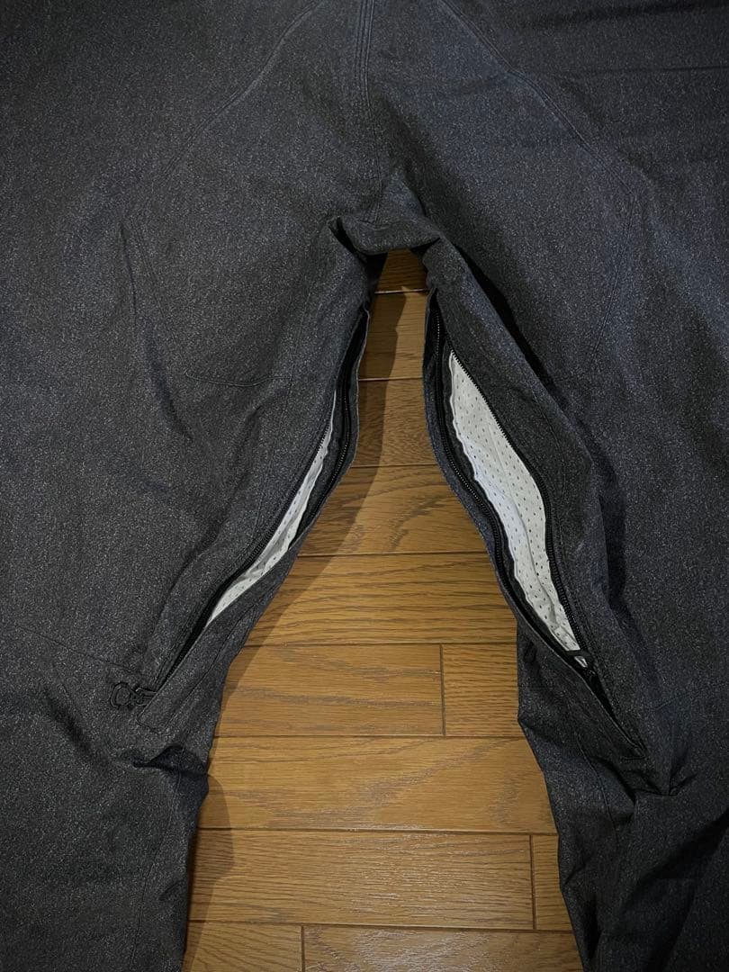 最 安値 でスポーツ - ボルコム ゴアテックス エルゴアパンツ XL size