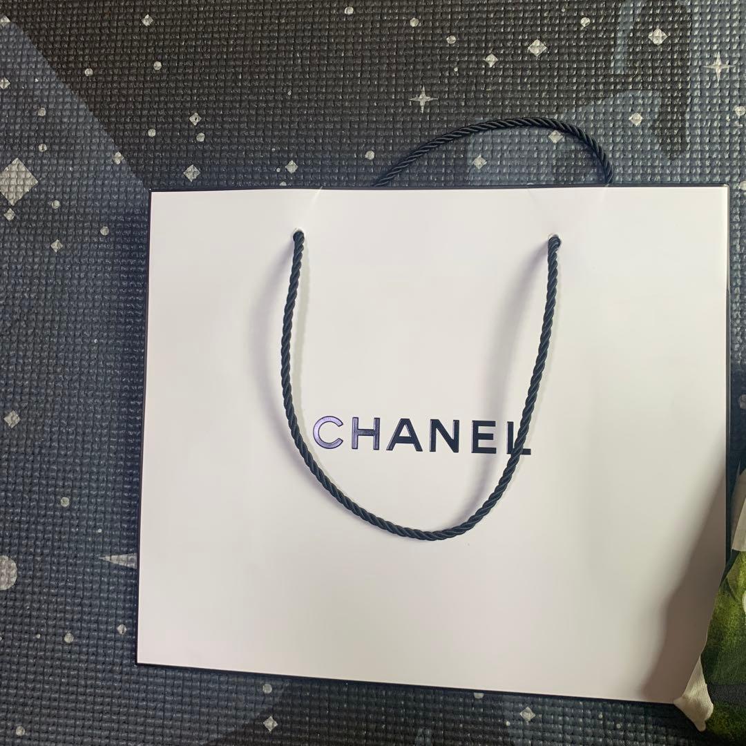 CHANEL シルク100% スカーフ　箱無し　紙袋あり