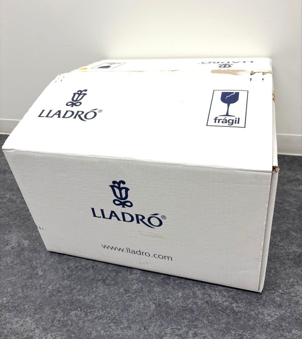 美品　LLADRO リヤドロ ツリーを飾ろう