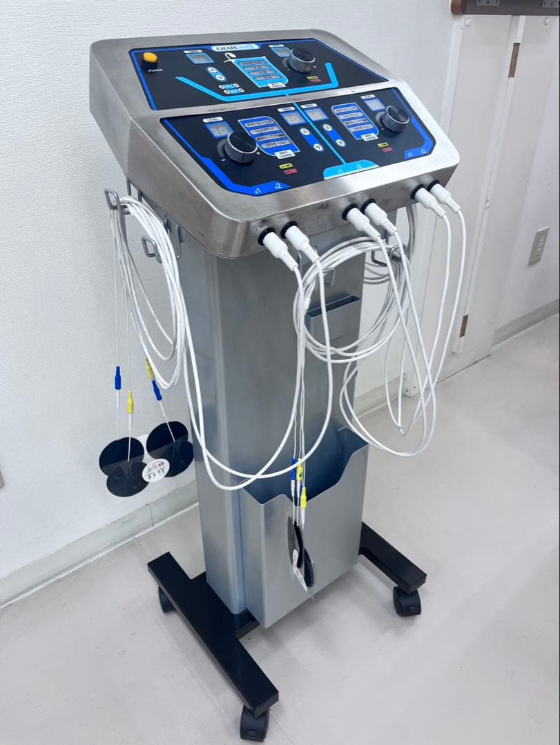 h t⭐︎ 残り2台！　楽トレ　高周波　EMS rakutore