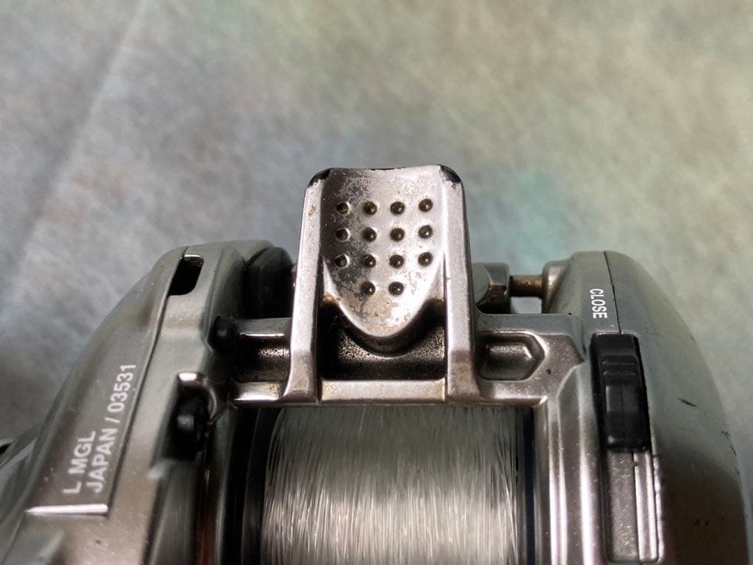 シマノ 16メタニウム L MGL 03531 nium 左巻き