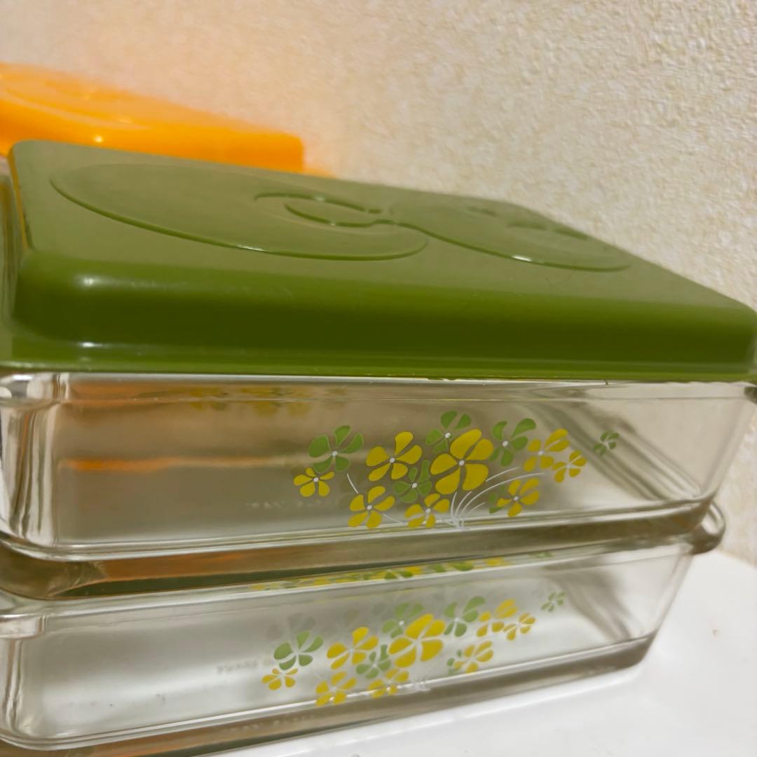 PYREXオールドパイレックス　昭和レトロガラス保存容器 蓋付き２段２セット