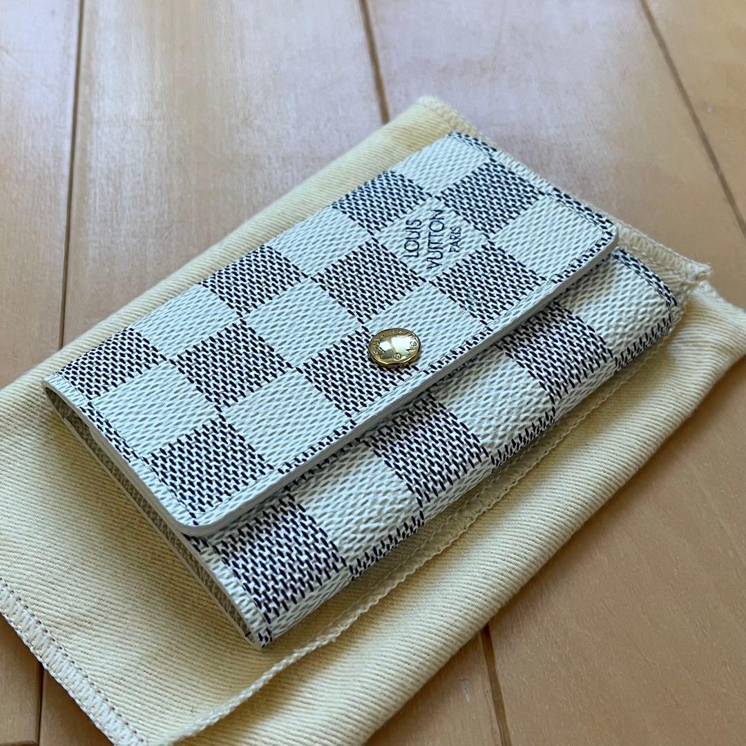 ルイヴィトン ダミエアズール キーケース 6本用