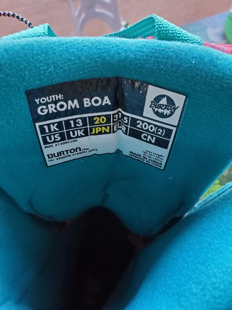 スノーボード、ブーツ、ヘルメット、ゴーグル