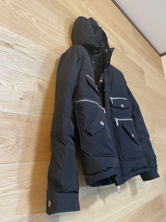 ポポ　ディースクエアード2 ダウンジャケット　ブラック