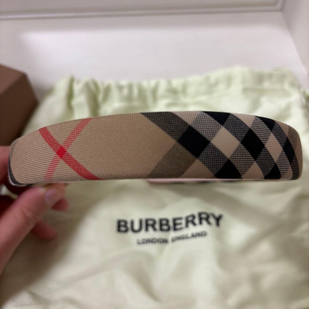 BURBERRY チェック柄 カチューシャ