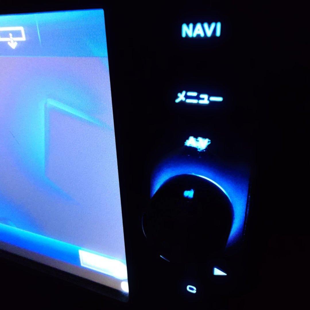 r*r様 カロッツェリア AVIC-ZH0077W 中古ナビ CD/DVD/BT