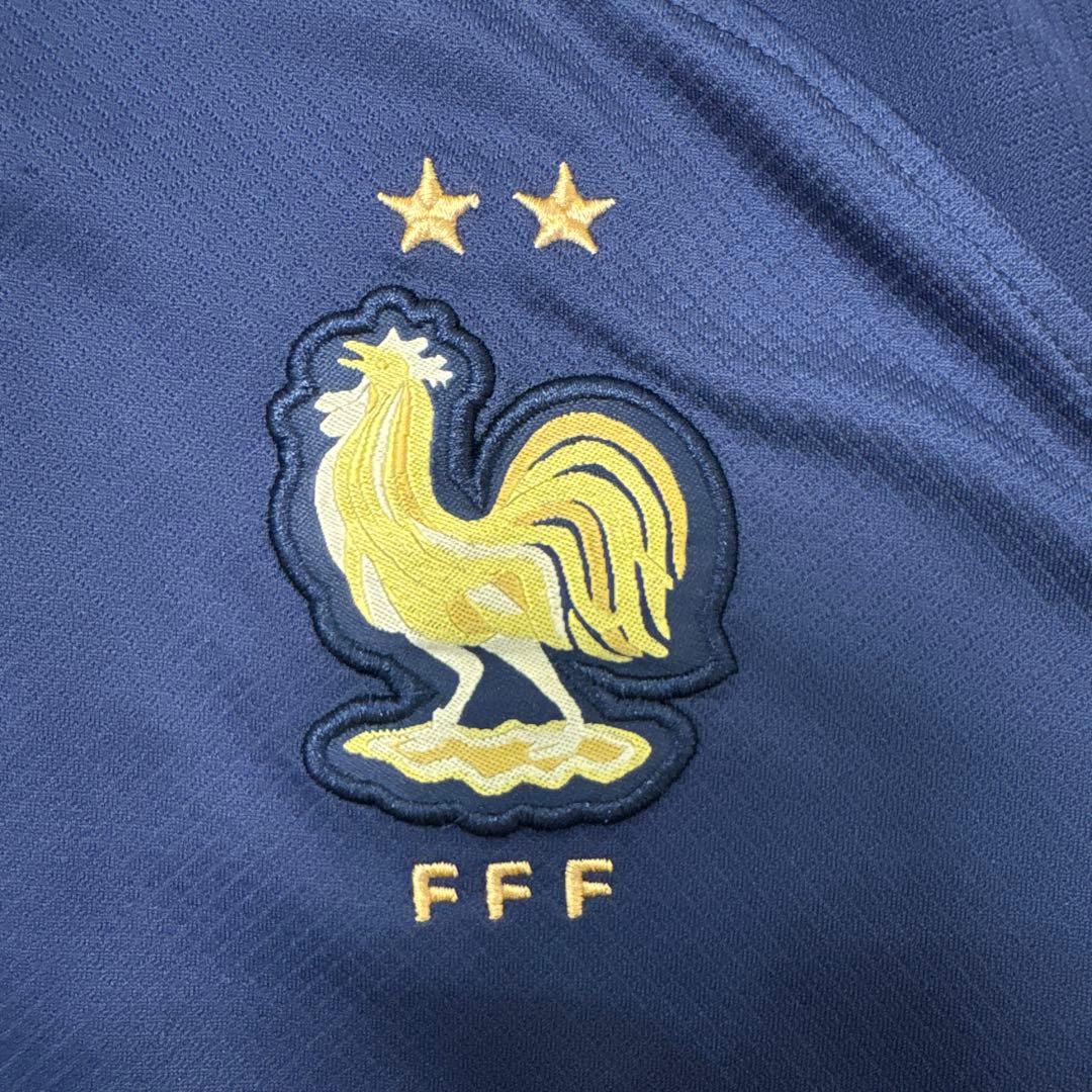 フランス代表 MBAPPE 10 ネイビーシャツ　サッカー　Tシャツ　Sサイズ