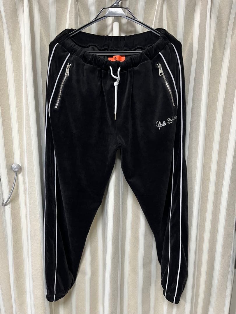 ガリスアディクション　ベロアセットアップ