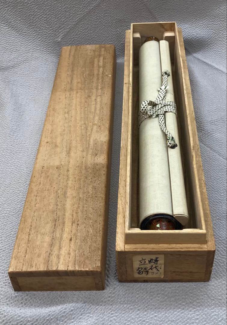 B316b「古画 色彩立雛図」掛軸　作者不詳　桃の節句　葵紋竹屋町裂・和紙表装