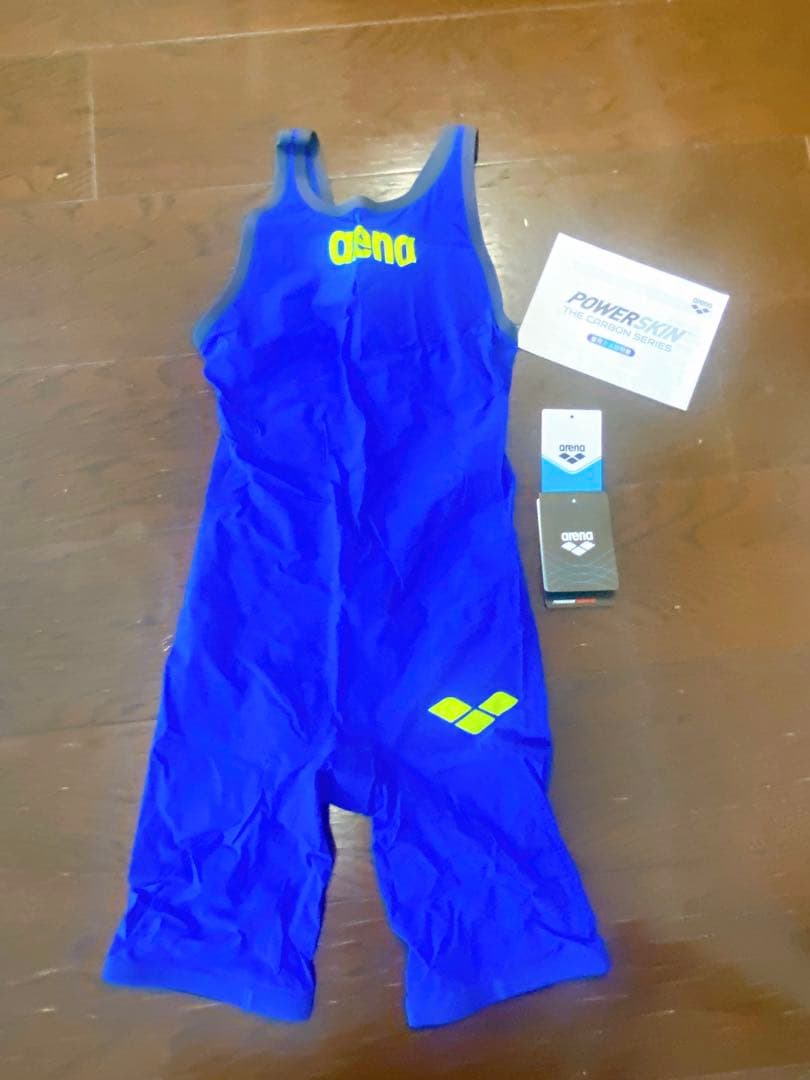 アリーナ　カーボンAir2 Mサイズ