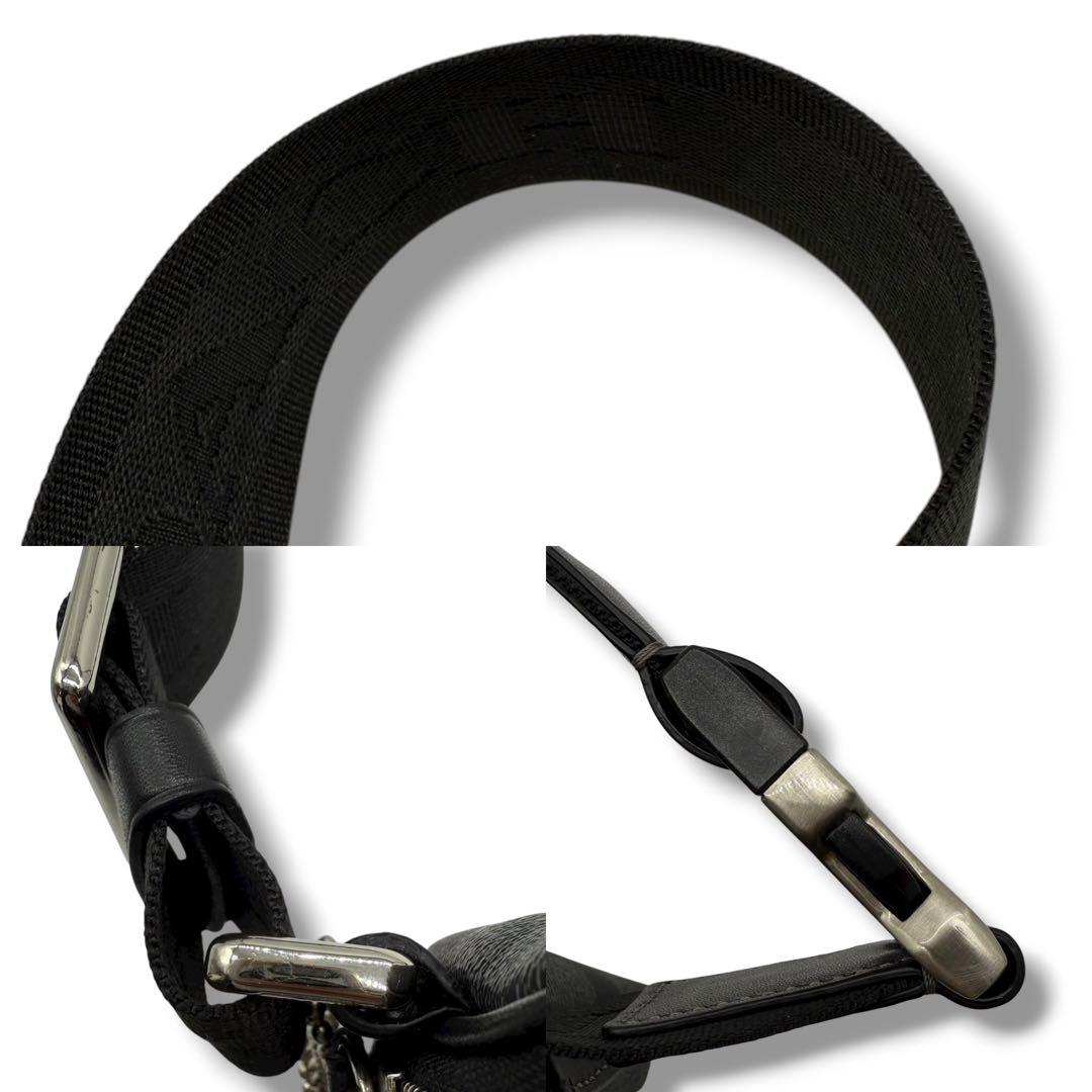 【良品】COACH コーチ ボディバッグ PVC ヘリテージストライプ メンズ