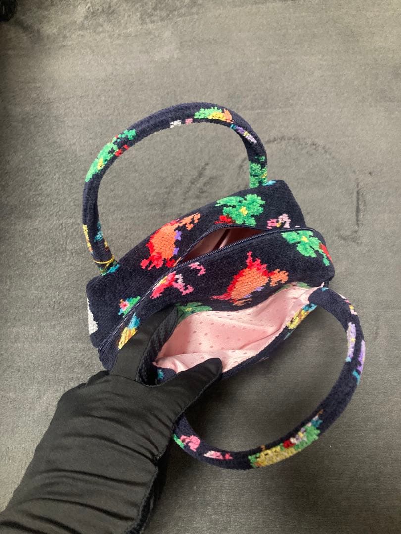 FEILER 神崎恵さん×フェイラーファンキーフォーチュン ミニキューブ