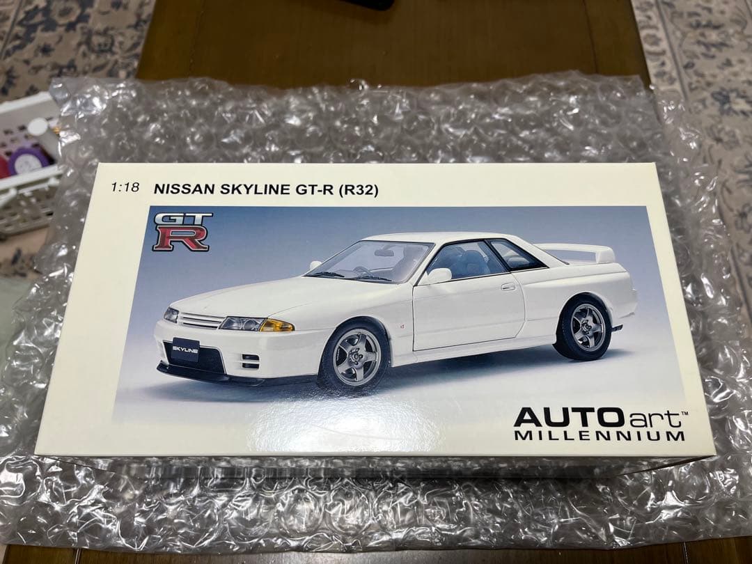AUTOart 1/18 日産 スカイラインGT-R R32