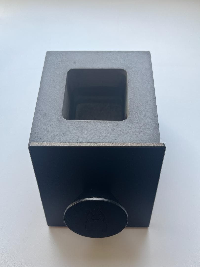 フリッカーファイヤー 四角型 インドアキャンプ 室内焚き火台 アルコール式