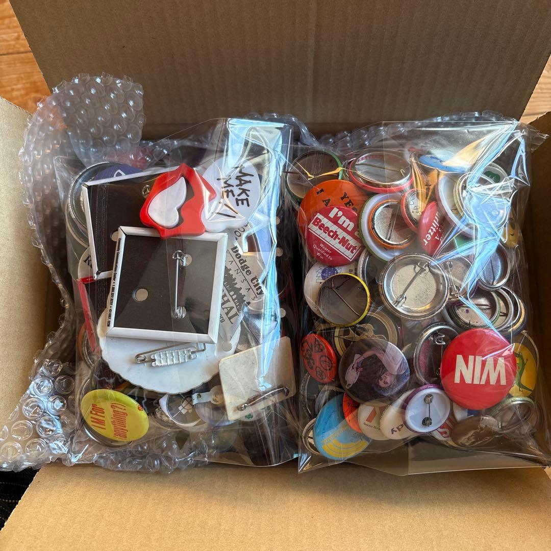 古*A様 ヴィンテージ缶バッジ／450個OVER ／US VINTAGE