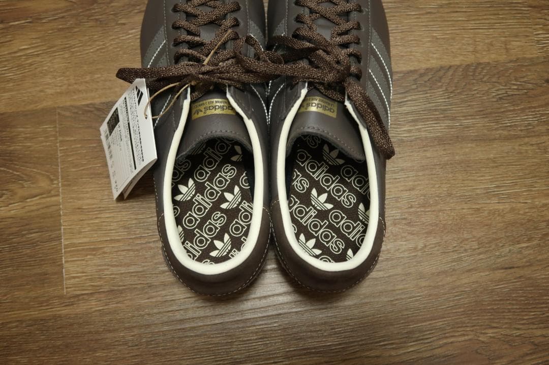新品・未使用 adidas country OG 27.0cm