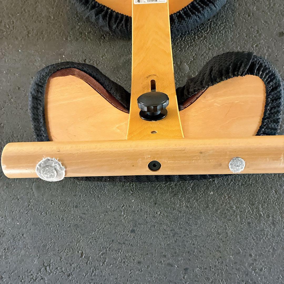 Balans Easy 姿勢矯正チェア　黒カバー　ブラウン