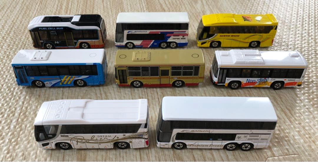トミカ 限定バス 8台セット 周年記念 - メルカリ