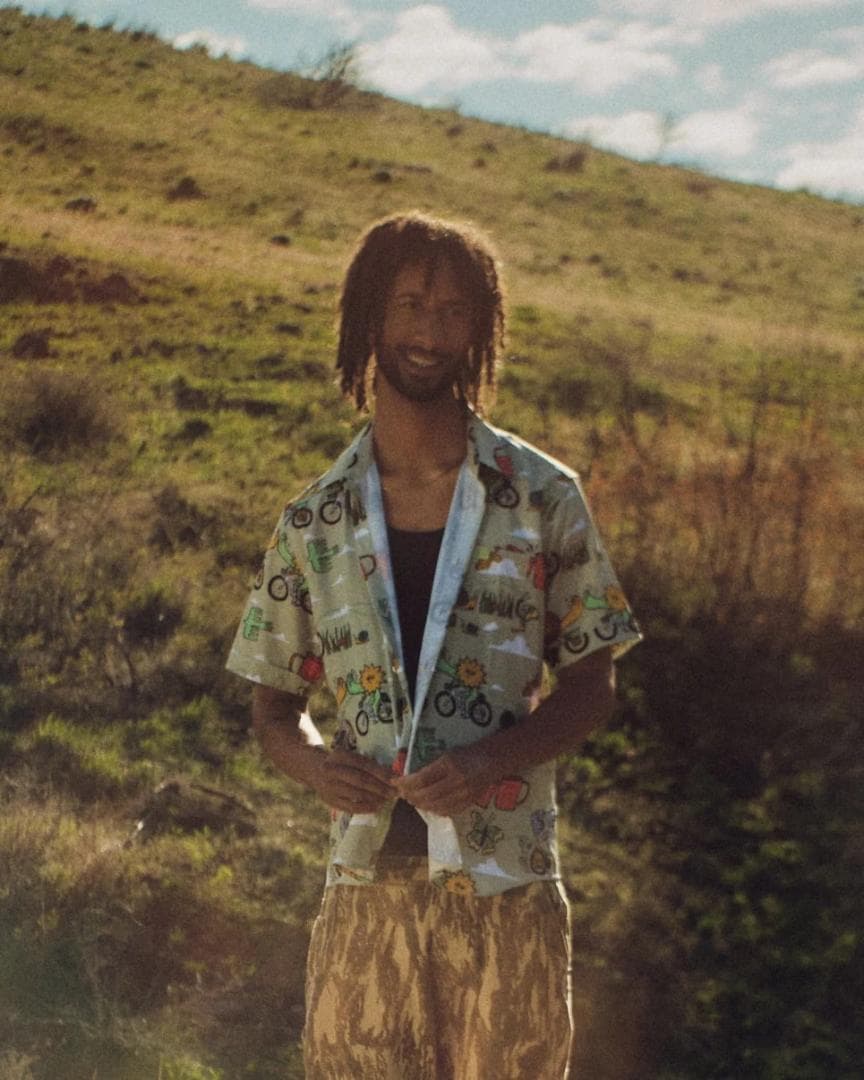 SWIFT INDUSTRIES スウィフトキャンプアウトパーティーシャツ M