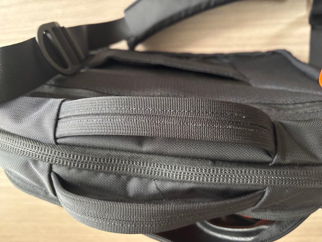 MYSTERY RANCH ディストリクトプロ ショルダーバッグ ブラック