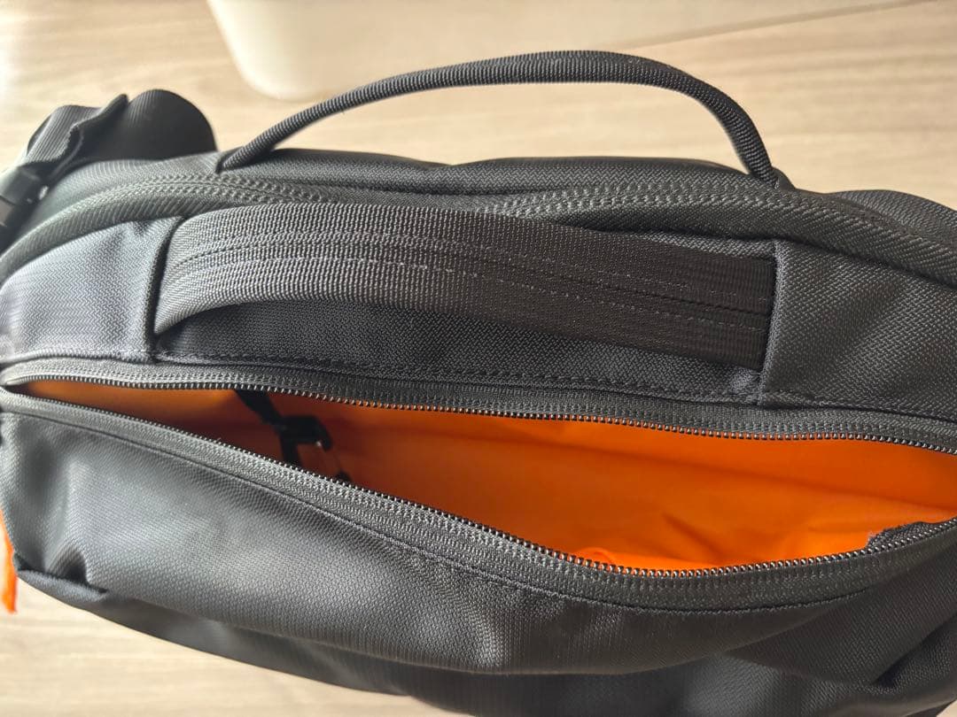 MYSTERY RANCH ディストリクトプロ ショルダーバッグ ブラック