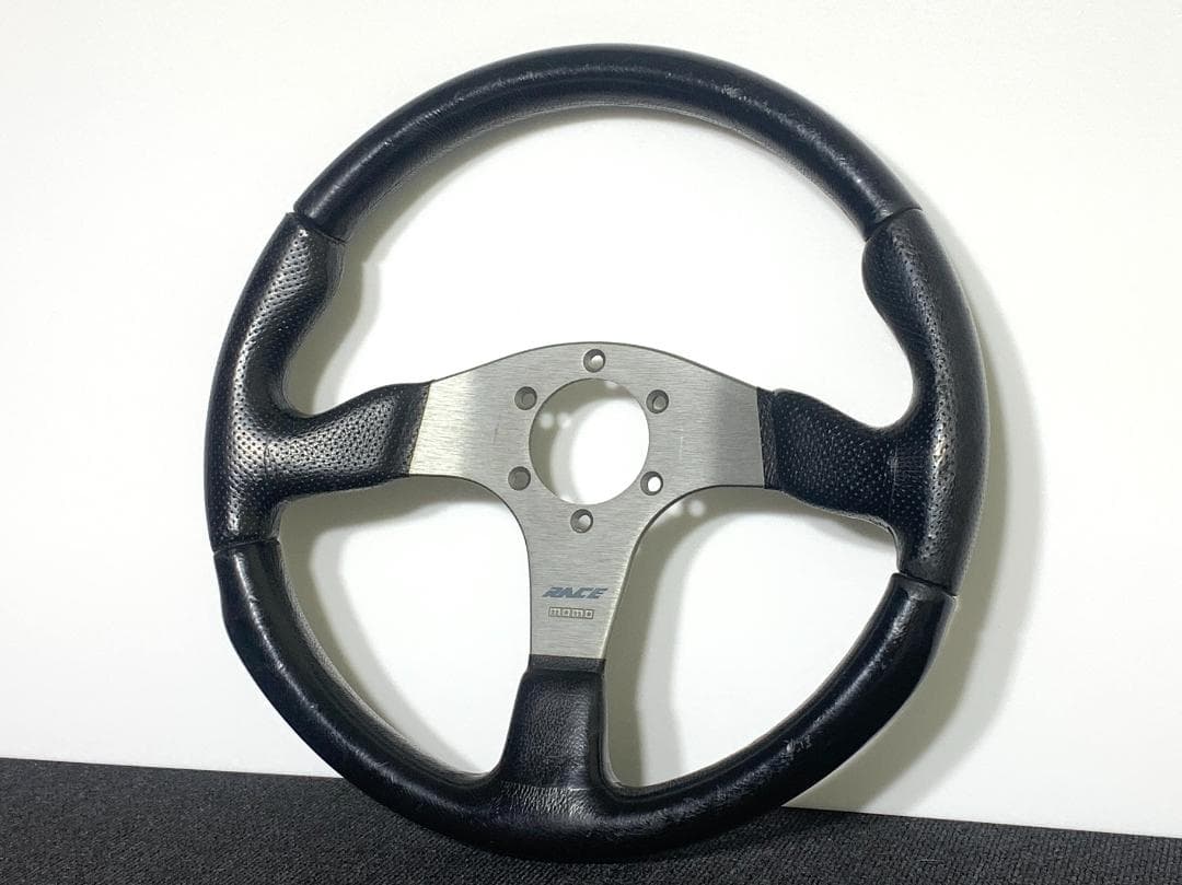 送料無料即日発送 momo RACE モモ ステアリング 当時物 モモ レース