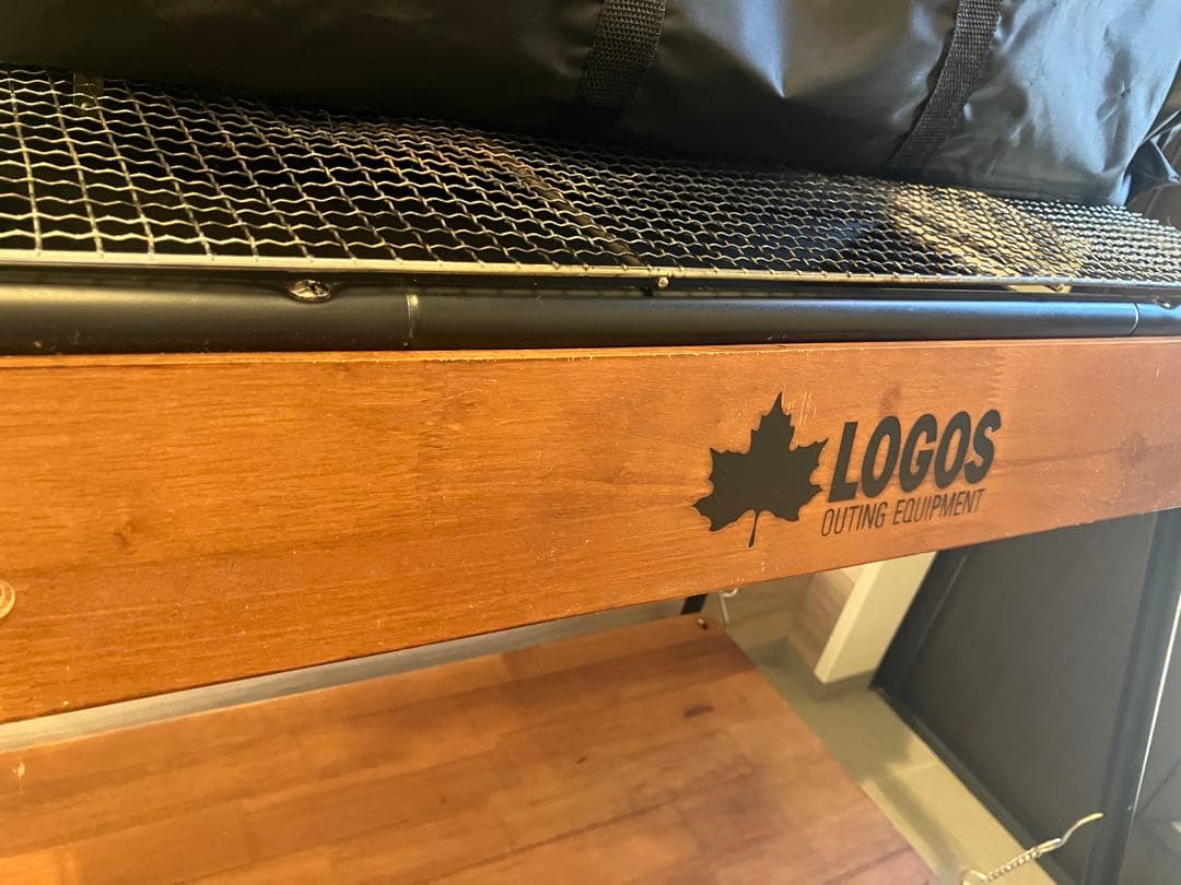 LOGOSアイアンウッドグリル/80L