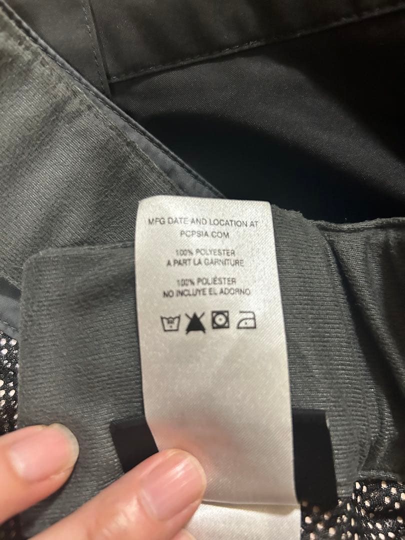 【最終値下】パタゴニアパンツ　スノーボード　スキー