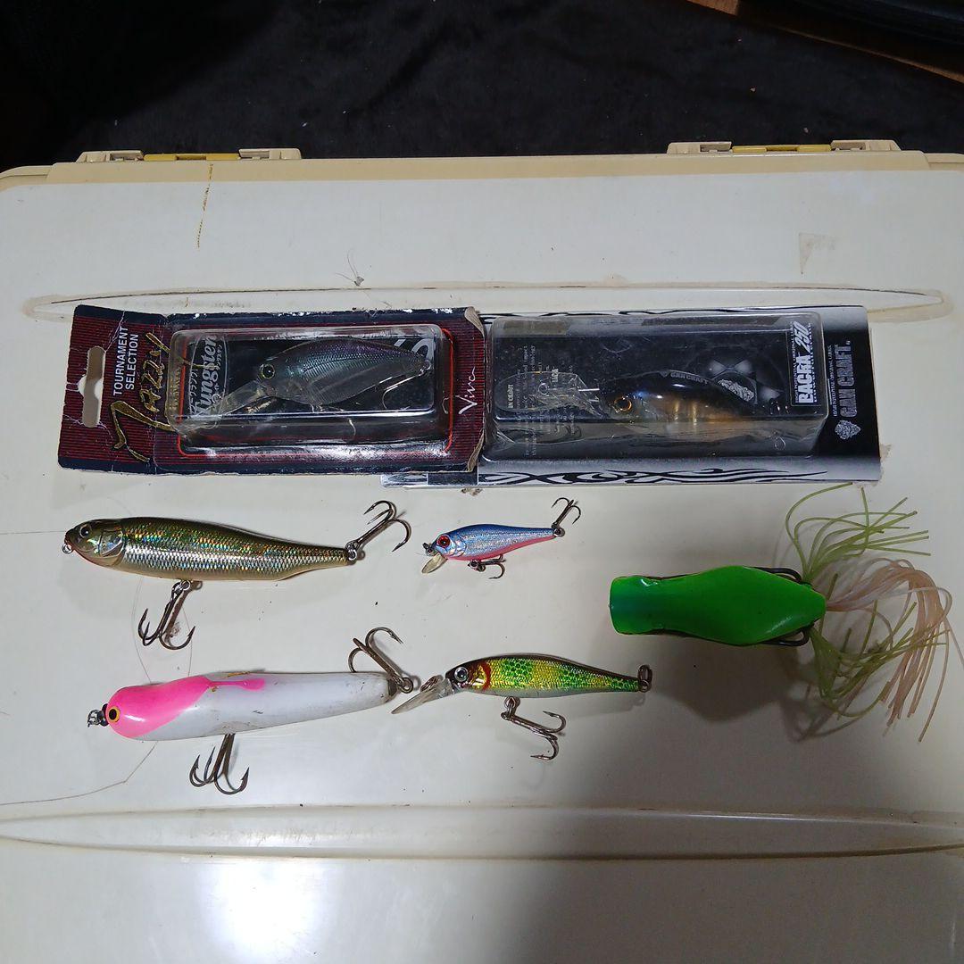 バス釣り引退セット250000セットはワームも込みになります。