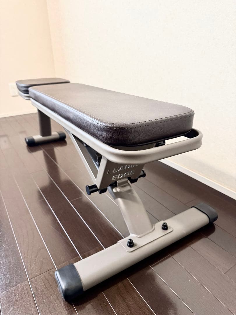 リーディングエッジ マルチポジションフラットベンチ ハイグレードモデル ブラウン