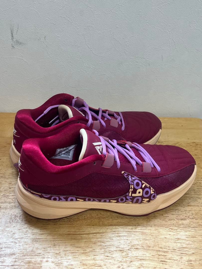 フリーク5 海外限定カラー　ヤニス