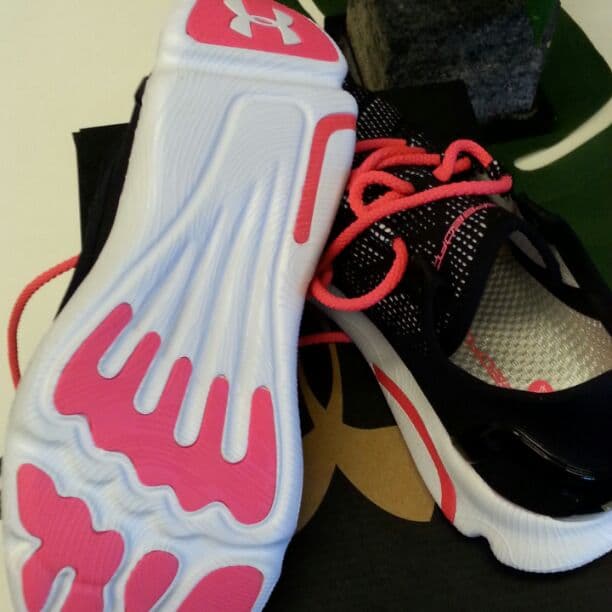 新品★アンダーアーマー★23cm