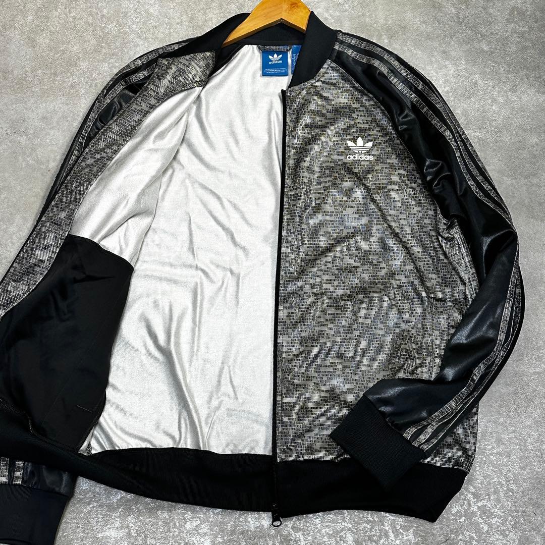 adidas トラックジャケット 英字 シルバー ブラック 総柄 サイズ4XO