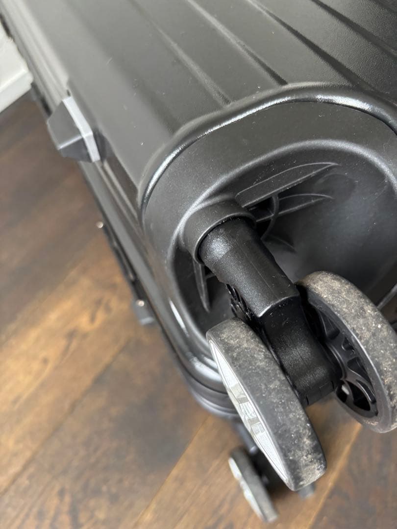 美品LEGEND WALKER クッション付キャスター フレームLサイズ81L黒