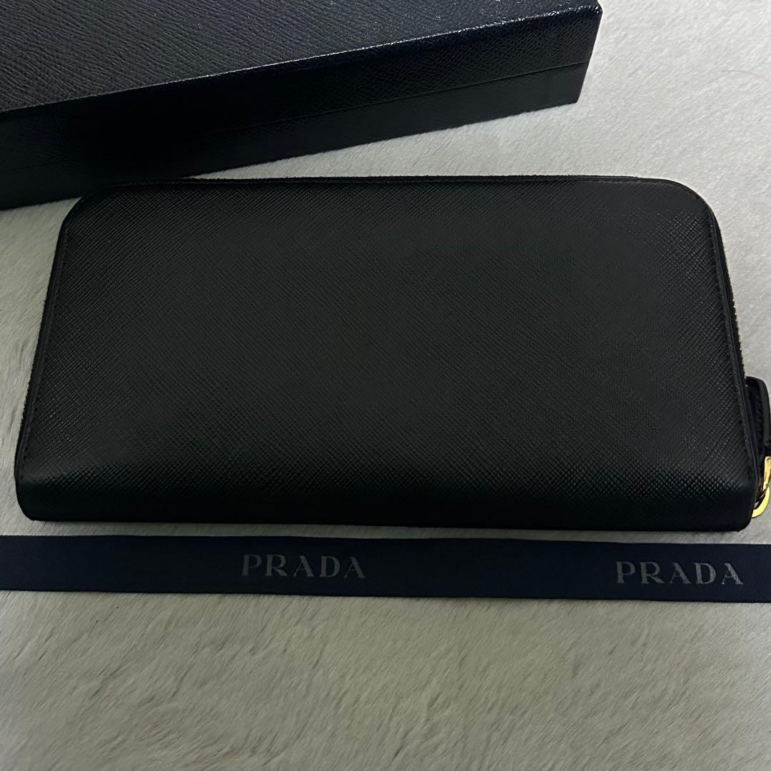 PRADA プラダ　長財布　ラウンドファスナー　ゴールドロゴ　サフィアーノレザー