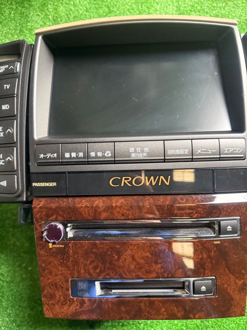 18クラウン　後期純正ナビ