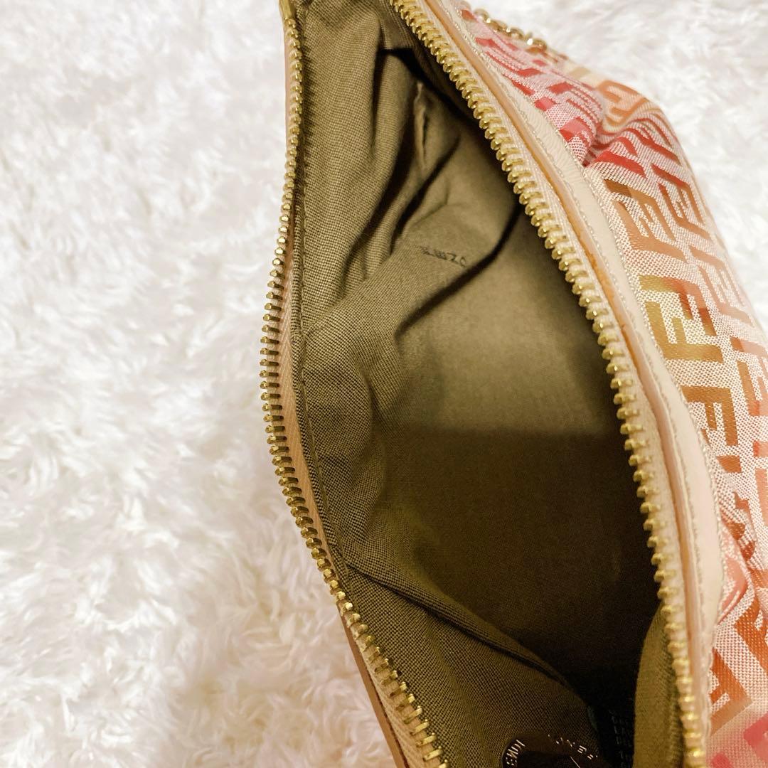 訳あり】FENDI ズッキーノ フローラ ピンク ポーチ 保存袋付き - メルカリ