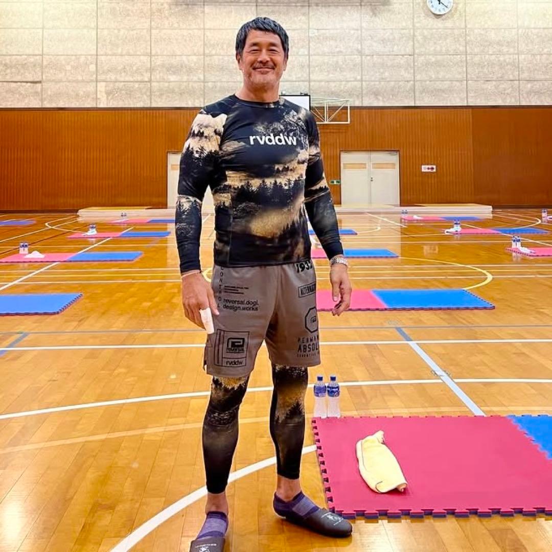 新品 REVERSAL リバーサル 総柄デザイン ロングスパッツ 2XL - メルカリ