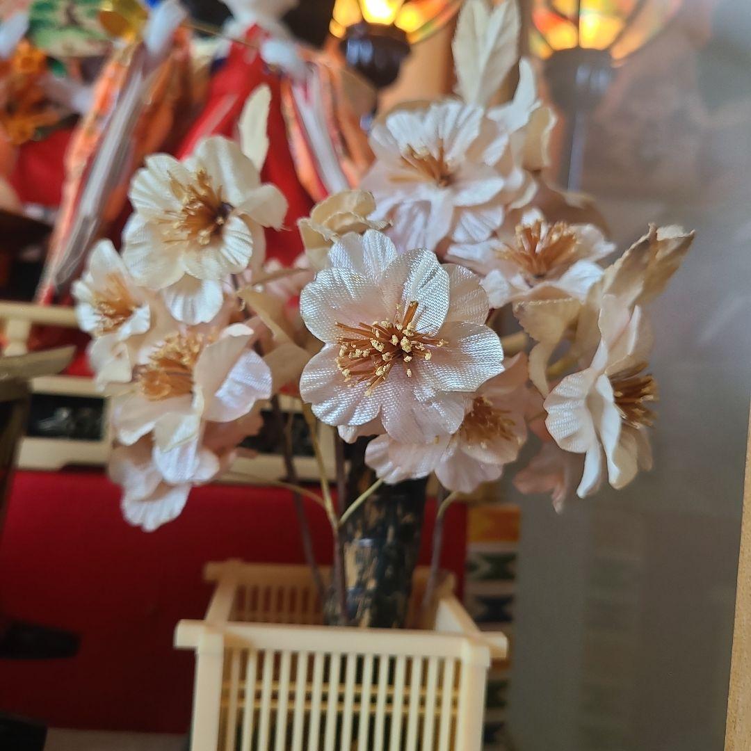 特選】雛人形 雛飾り 親王飾 彫刻 日本人形 オルゴール付き ケース入り