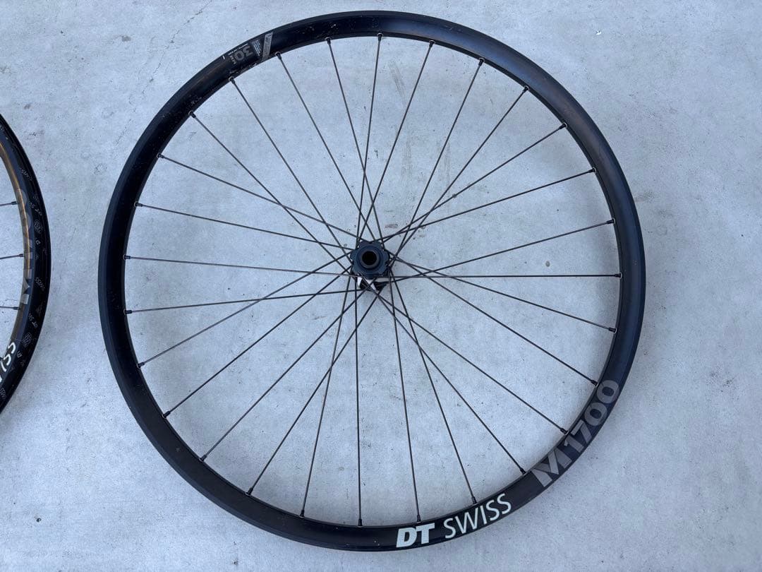 DTswiss M1700 27.5 ホイールセット ストレートプル