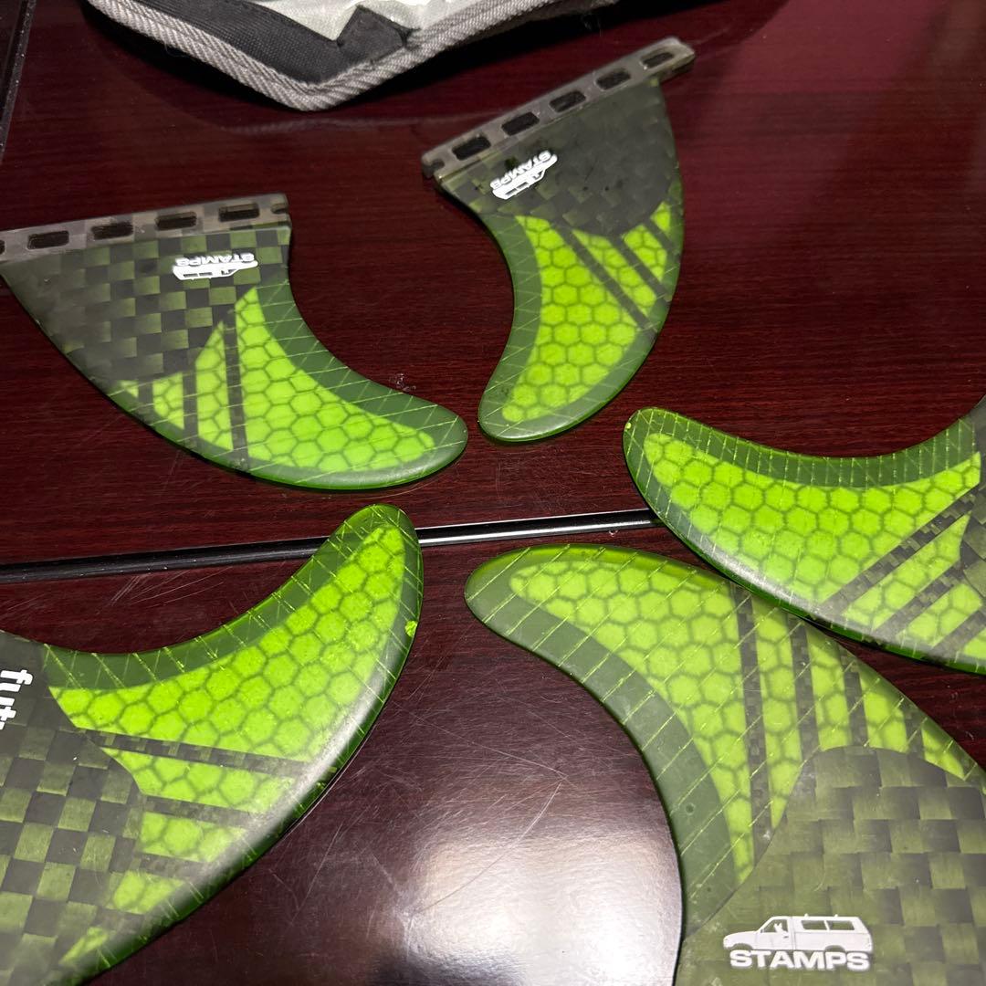 futures. STAMPS FIN (5FIN) Ｍサイズ