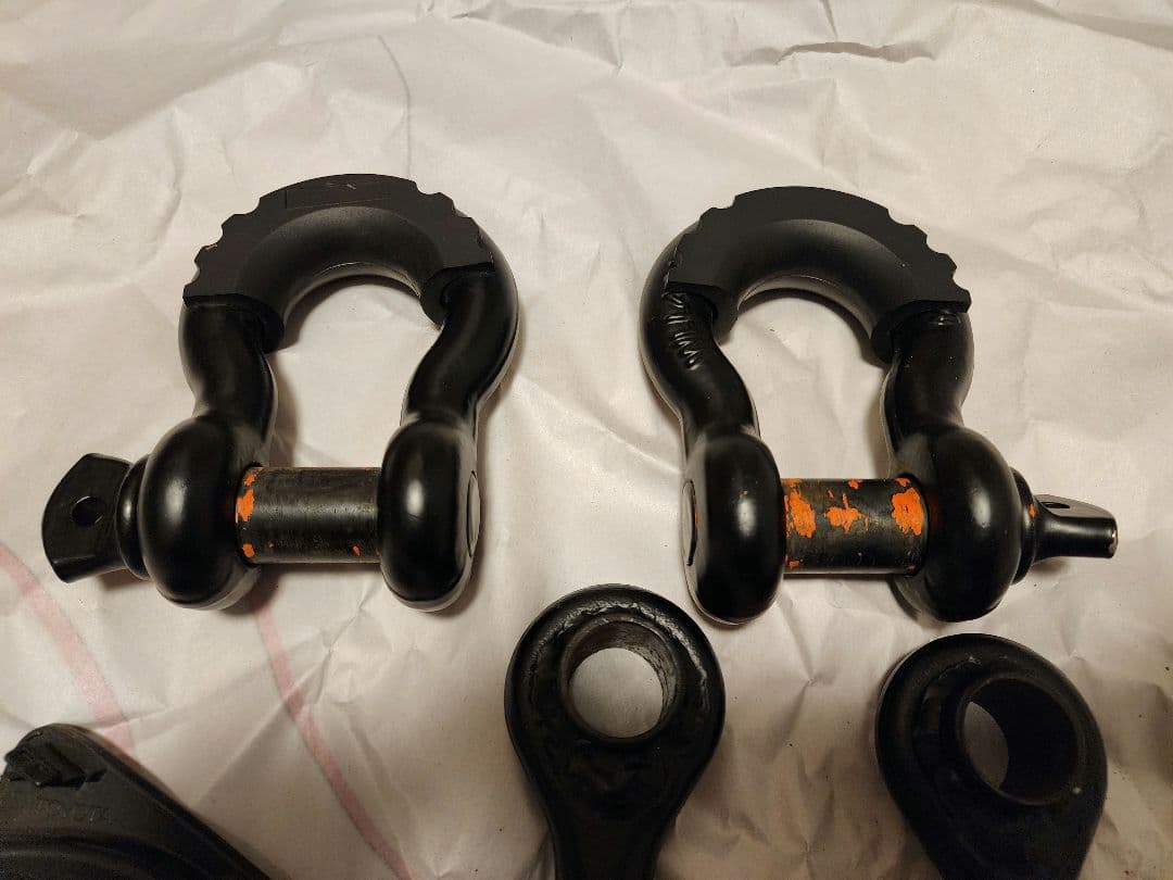 RAV4オフロードパッケージ2 牽引フック&加工済カバー(別売のため金額見直し)