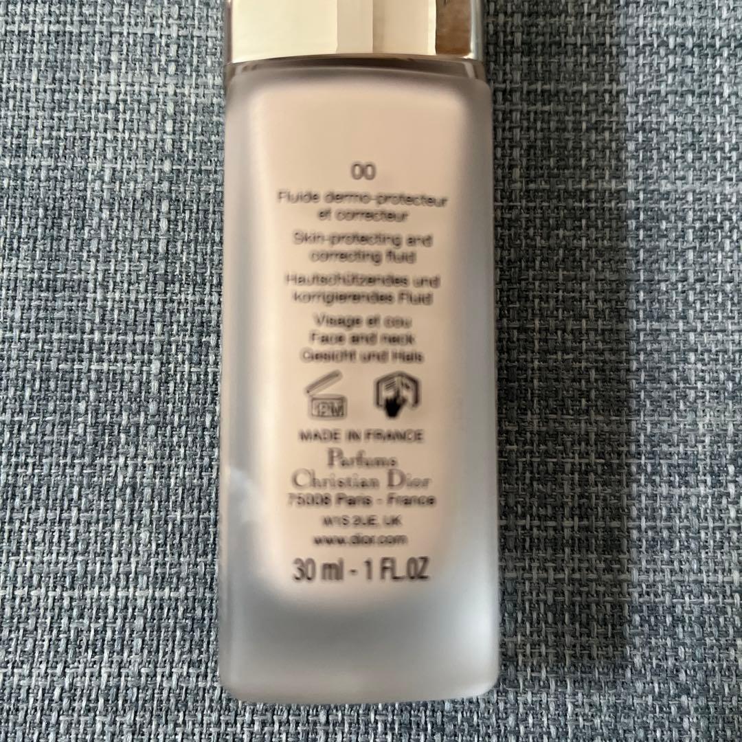 プレステージ ホワイト ル プロテクター UV ルミエールBB 00