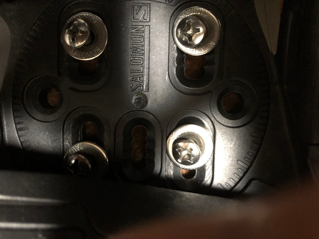 Salomon ディフェンダー　スノーボードビンディング ブラック