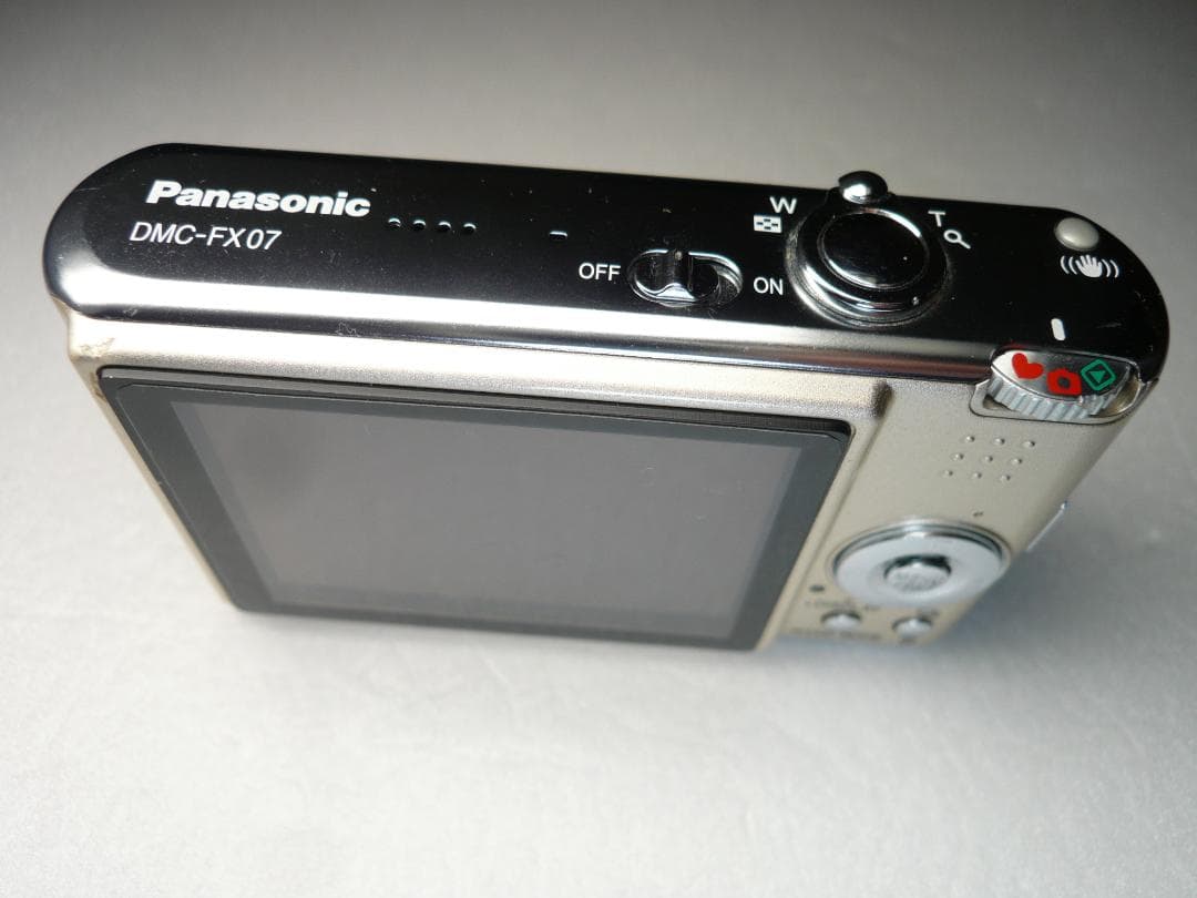 LUMIX★DMC-FX07⭐️美品⭕️安心の実働品★淡いゴールドカラー